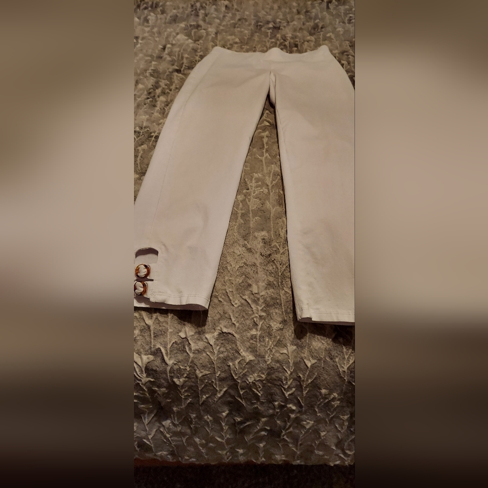 Ladies pants
